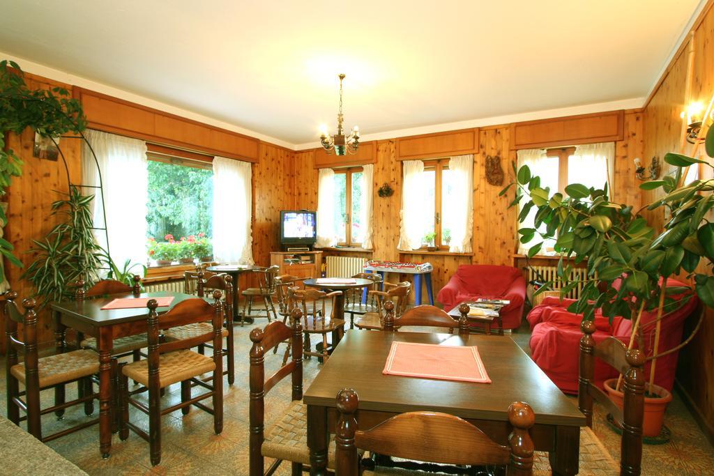 Hotel Edelweiss Villeneuve Eksteriør bilde