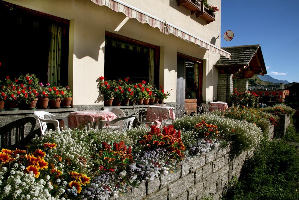 Hotel Edelweiss Villeneuve Eksteriør bilde