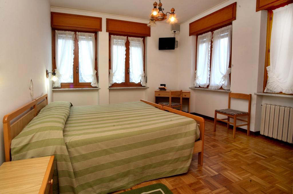 Hotel Edelweiss Villeneuve Eksteriør bilde